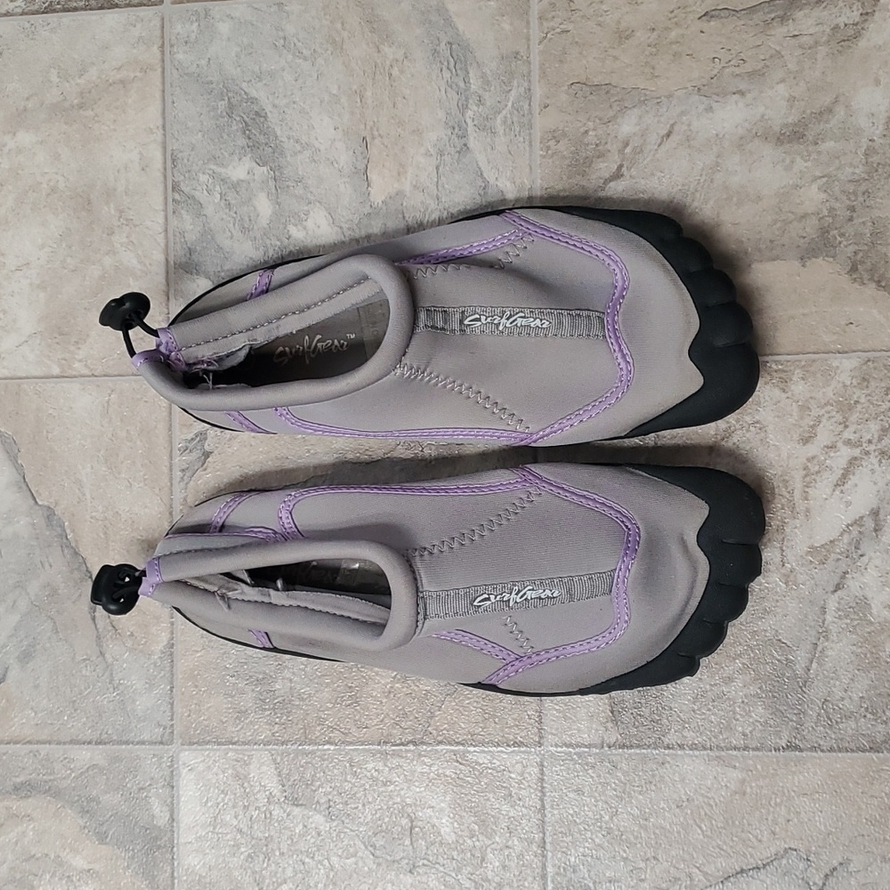 Woman's SurfGear water shoes size 8